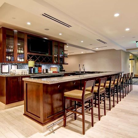 Hilton Garden Inn Woodbridge Buitenkant foto